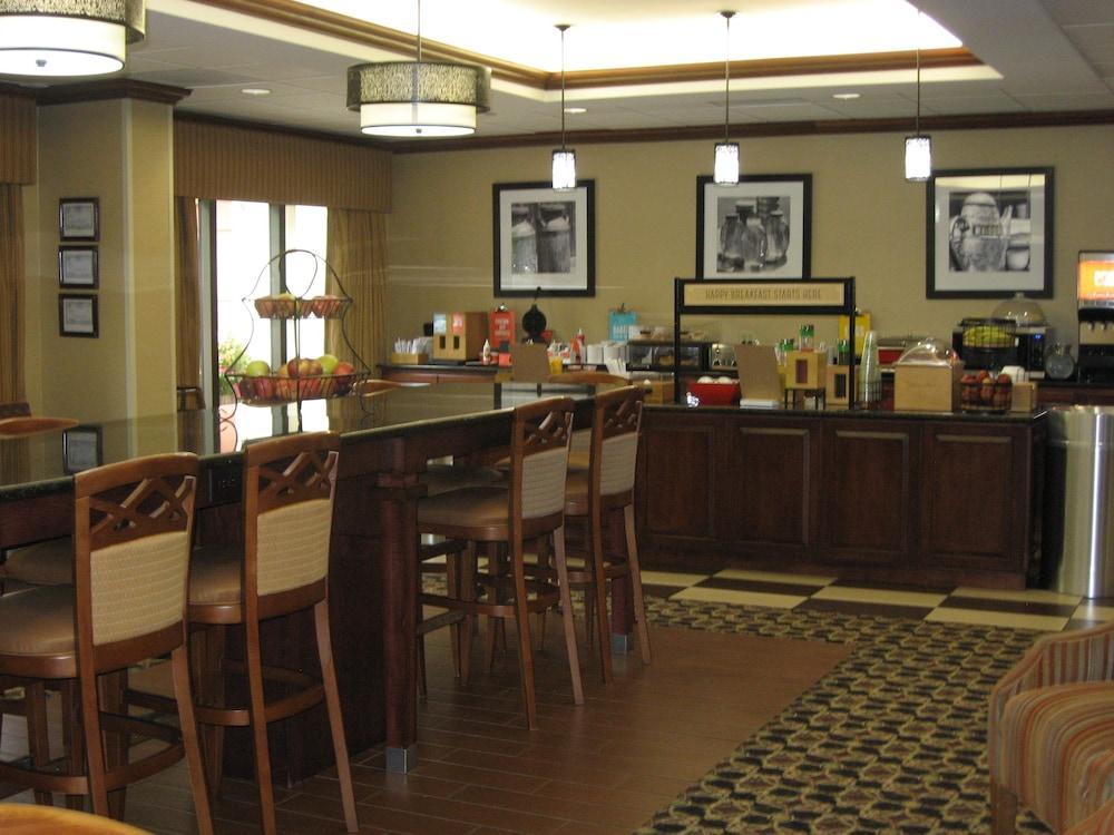 Hampton Inn Gallatin Buitenkant foto