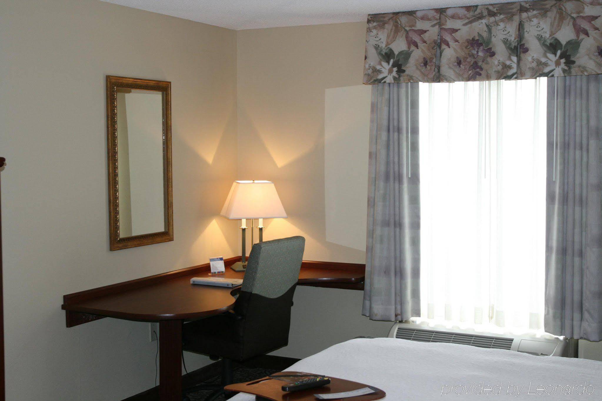 Hampton Inn Gallatin Buitenkant foto