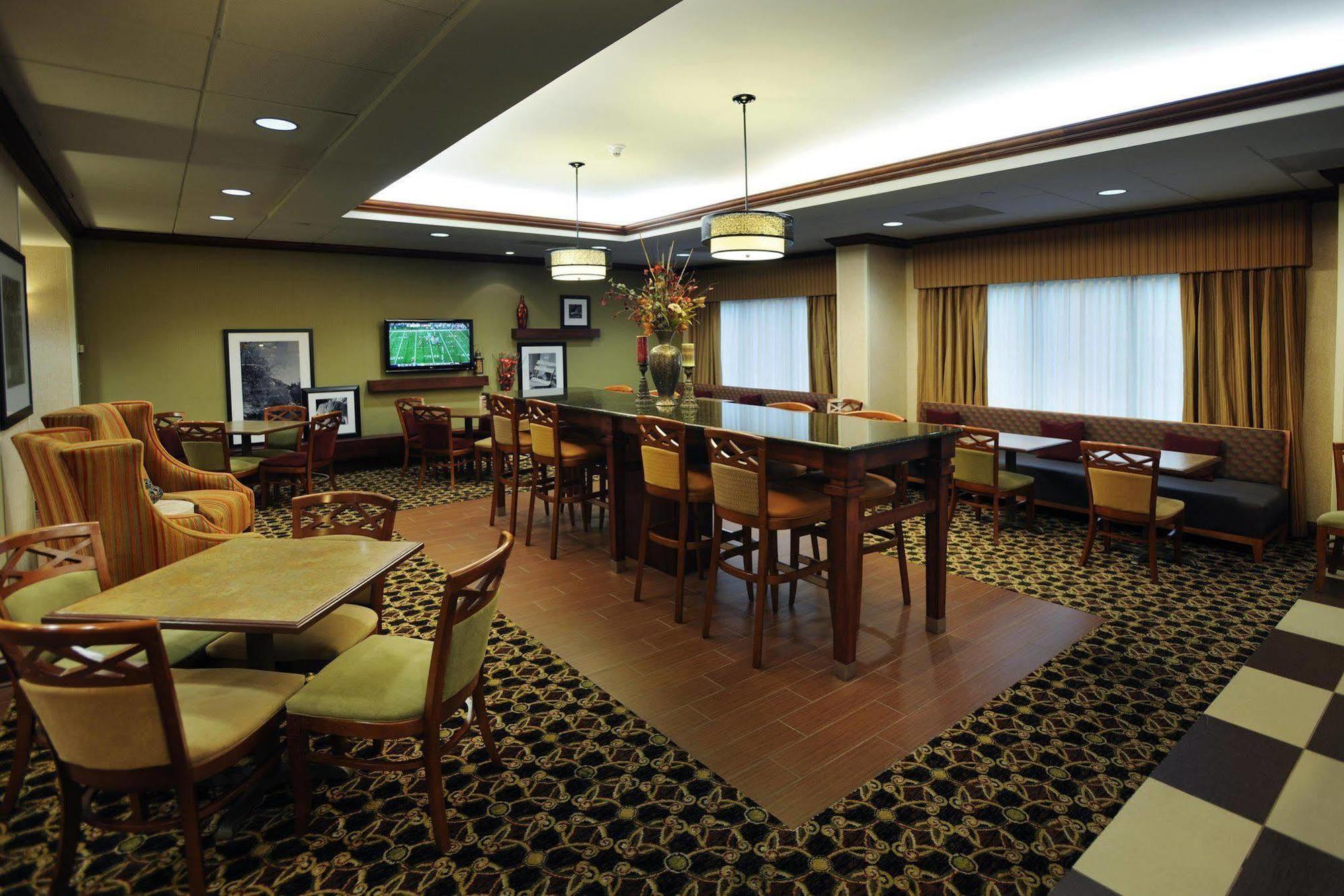 Hampton Inn Gallatin Buitenkant foto
