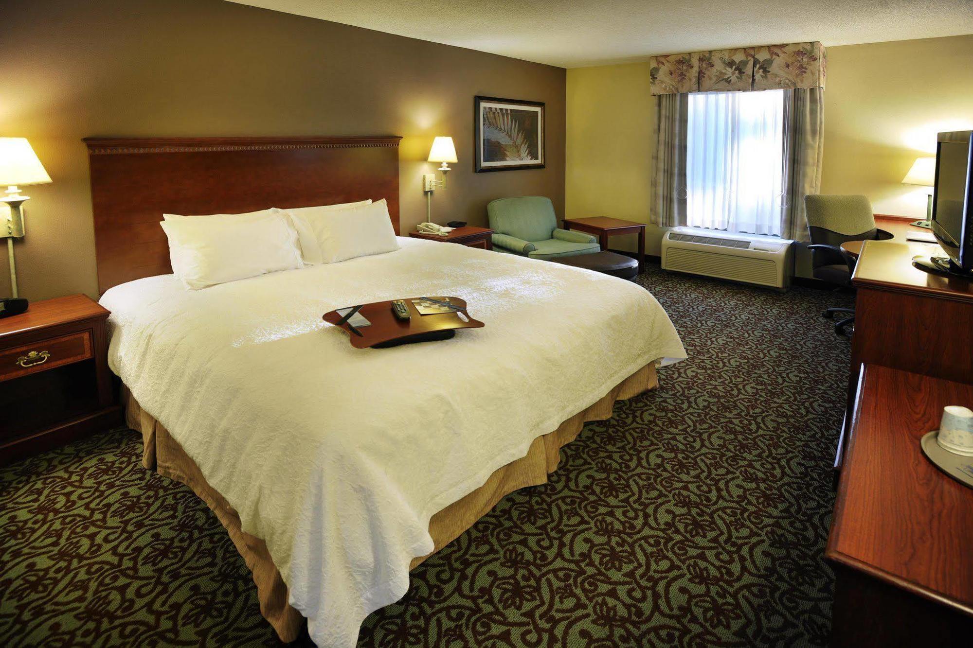 Hampton Inn Gallatin Buitenkant foto